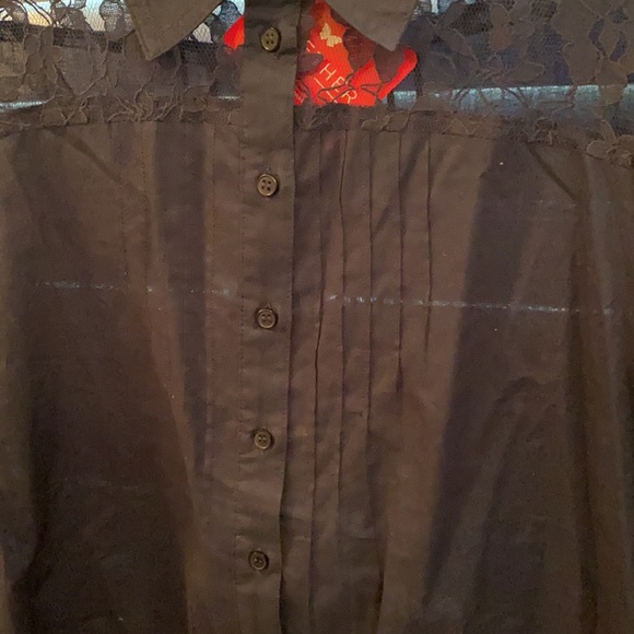 NWT lace blouse - Picture 4 of 5